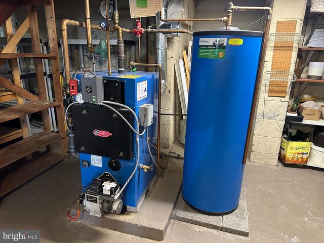 1811 ARDIN DR, Norristown, PA 19403