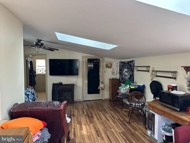 1811 ARDIN DR, Norristown, PA 19403