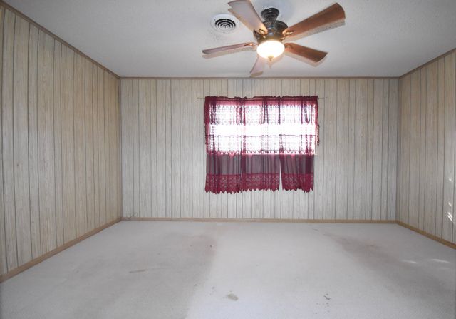 1904 S Walnut, Brady, TX 76825