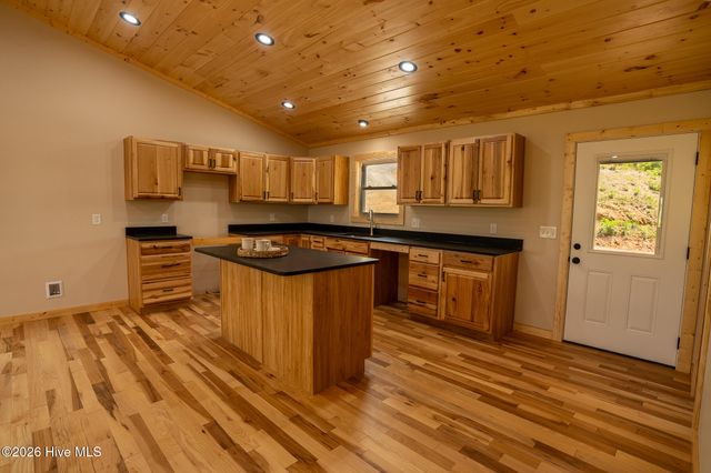 440 Marble Mountain Road, Marble, NC 28905