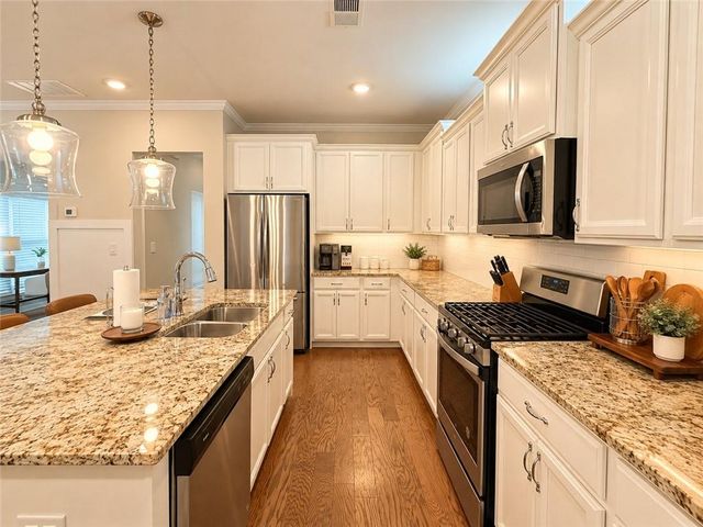 969 RITTENHOUSE Way, Atlanta, GA 30316