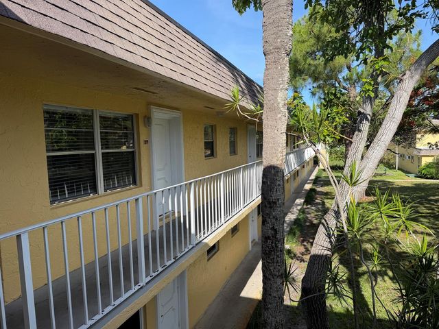 5168 NE 6th Avenue Unit 424, Oakland Park, FL 33334
