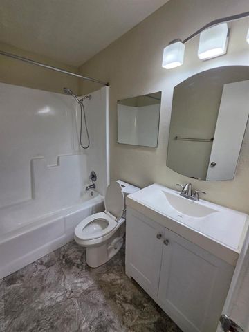5168 NE 6th Avenue Unit 424, Oakland Park, FL 33334