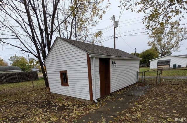 1800 W 13Th Street, Muncie, IN 47302