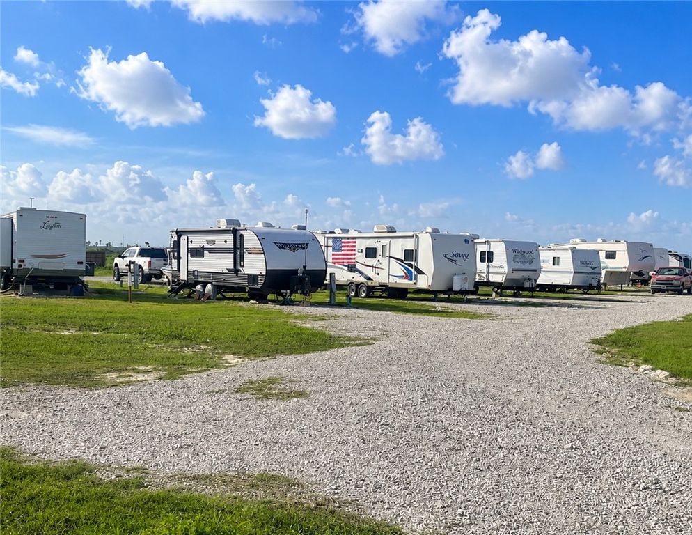 369 Rattlesnake Point, Rockport, TX 78382 — exterior