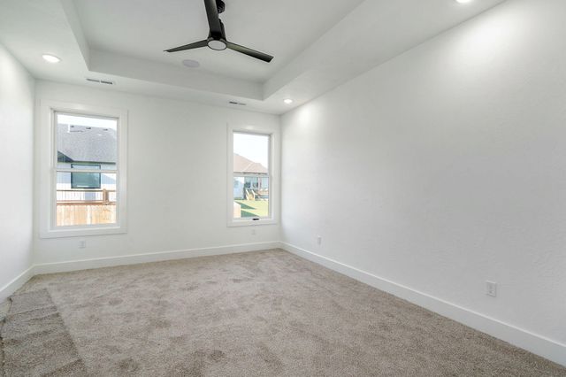 2937 W Teton Drive, Springfield, MO 65810