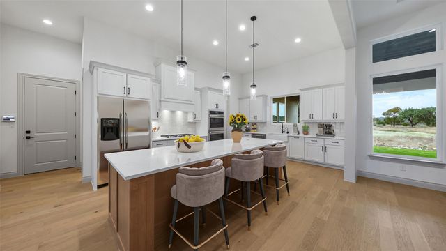 108 Tranquility TRL, Spicewood, TX 78669