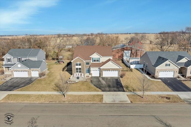 14860 W Carver Crossing, Manhattan, IL 60442