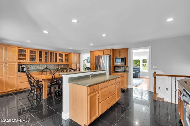 118 Sun Valley Road, Toms River, NJ 08755