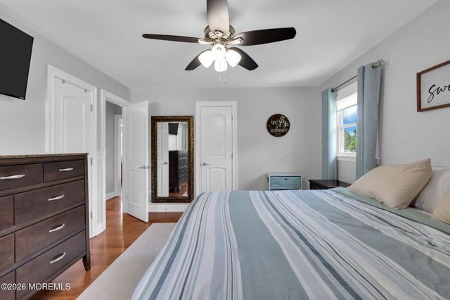 118 Sun Valley Road, Toms River, NJ 08755