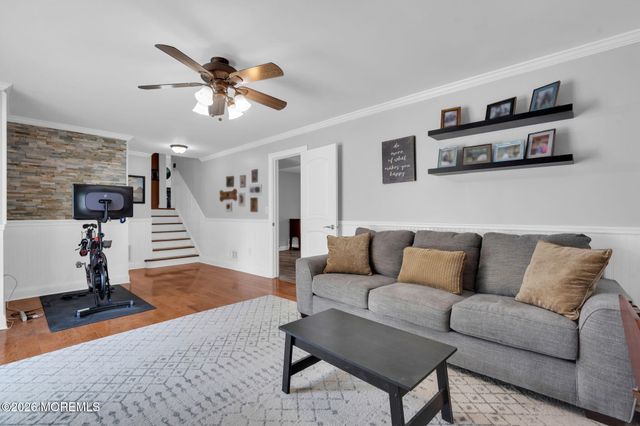 118 Sun Valley Road, Toms River, NJ 08755