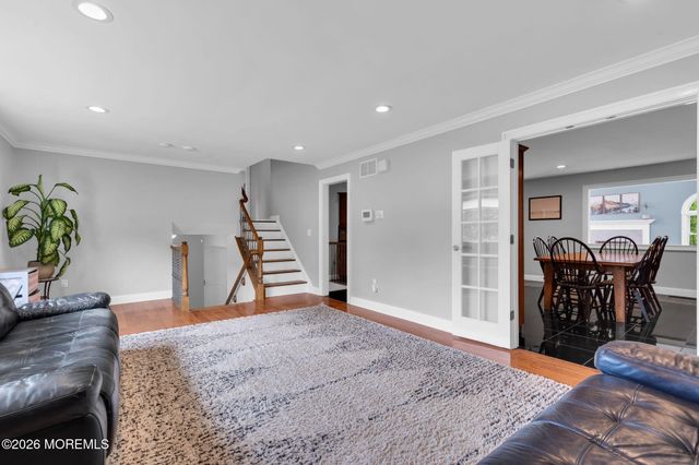 118 Sun Valley Road, Toms River, NJ 08755