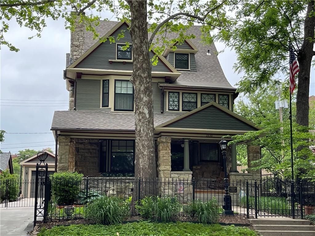 3530 Walnut Street, Kansas City, MO 64111