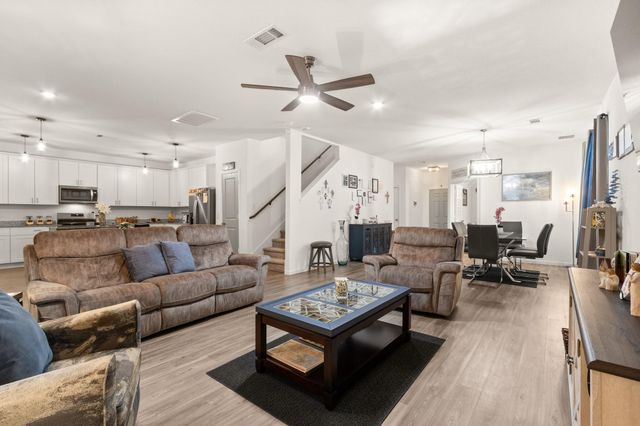 5834 Finely Run St, Spring, TX 77373