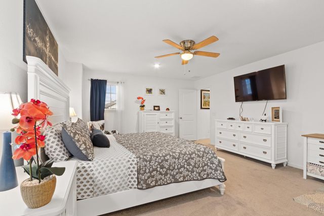 5834 Finely Run St, Spring, TX 77373