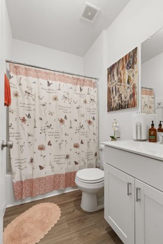 5834 Finely Run St, Spring, TX 77373