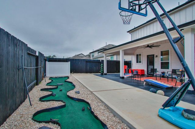 5834 Finely Run St, Spring, TX 77373