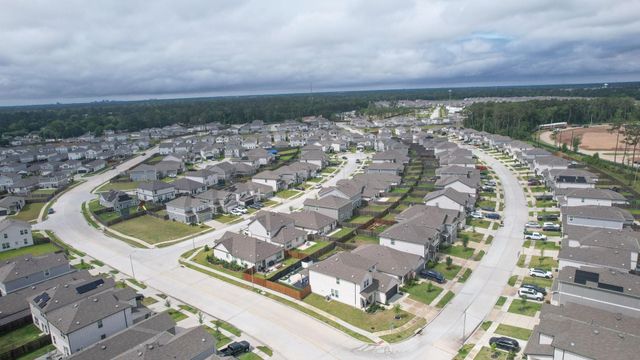 5834 Finely Run St, Spring, TX 77373