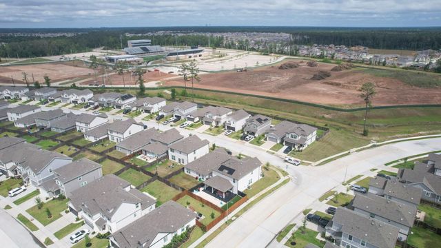 5834 Finely Run St, Spring, TX 77373