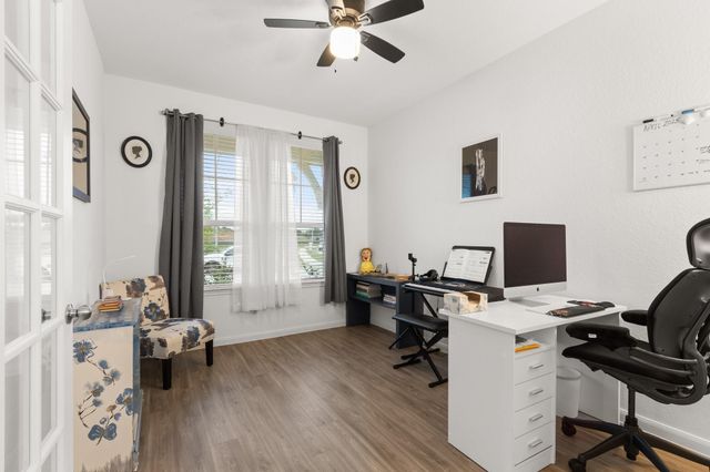 5834 Finely Run St, Spring, TX 77373