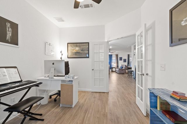 5834 Finely Run St, Spring, TX 77373