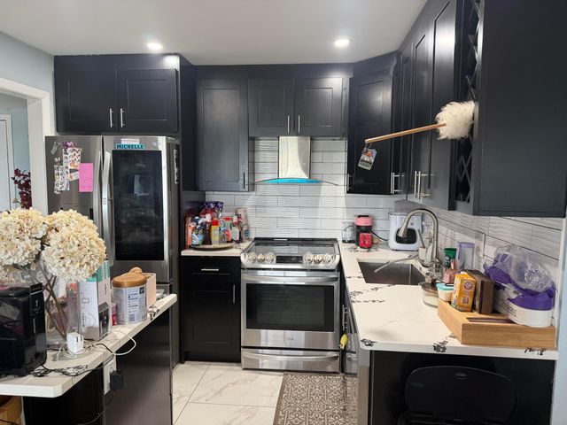4174 INVERRARY Drive 1010, Lauderhill, FL 33319