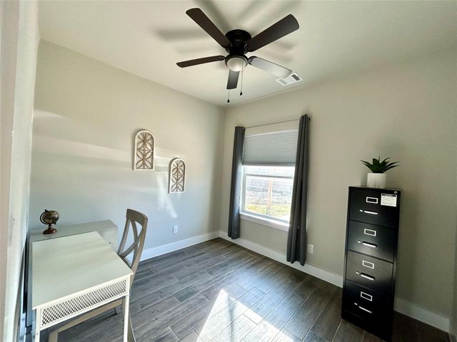 113 S. Lockhart ST, Paige, TX 78659