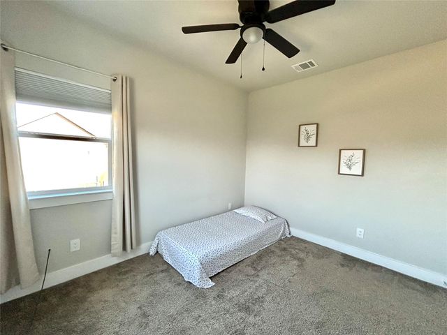 113 S. Lockhart ST, Paige, TX 78659