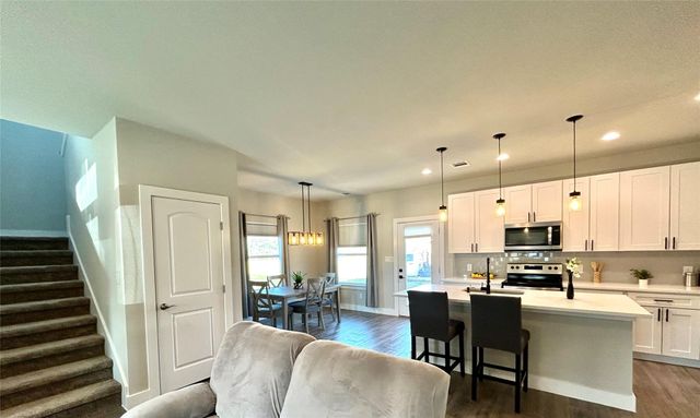 113 S. Lockhart ST, Paige, TX 78659