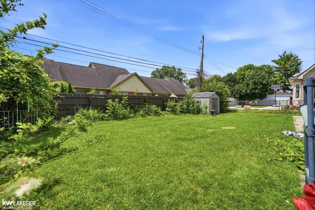 3824 Dawson Drive, Warren, MI 48092