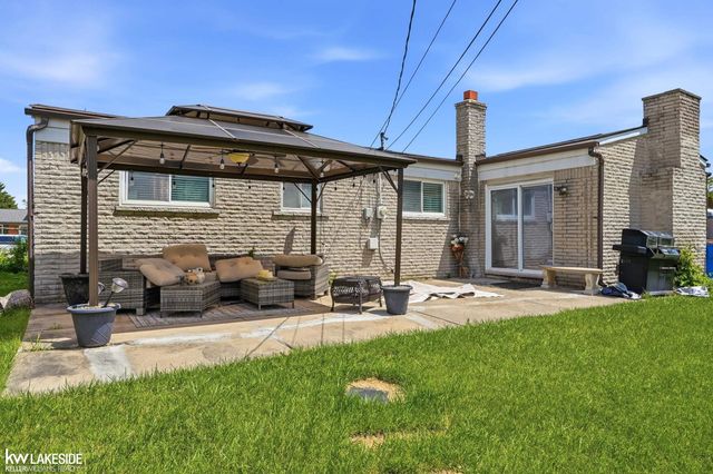 3824 Dawson Drive, Warren, MI 48092