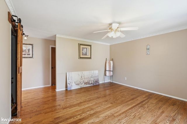 3824 Dawson Drive, Warren, MI 48092
