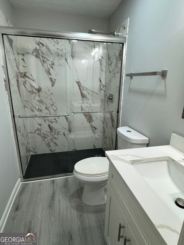 2888 Two Lake Circle, Atlanta, GA 30349