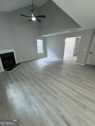 2888 Two Lake Circle, Atlanta, GA 30349