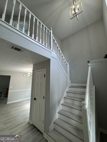 2888 Two Lake Circle, Atlanta, GA 30349