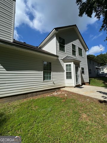 2888 Two Lake Circle, Atlanta, GA 30349