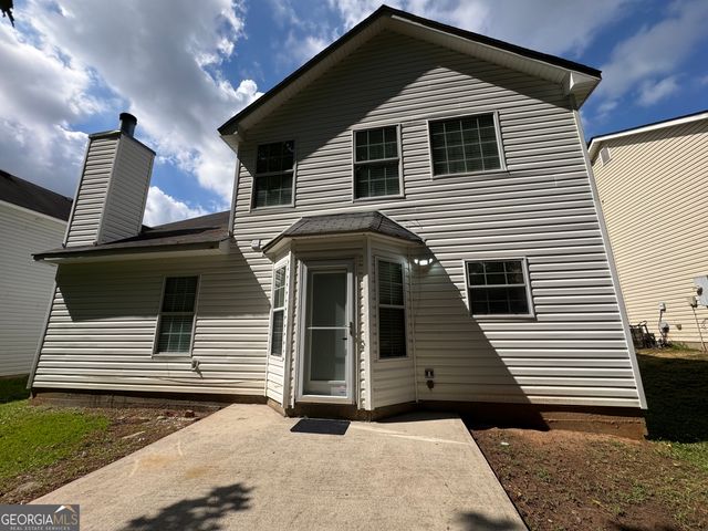 2888 Two Lake Circle, Atlanta, GA 30349