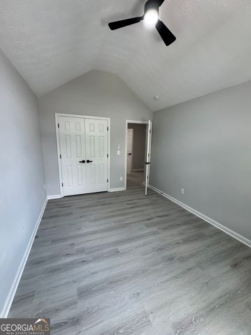 2888 Two Lake Circle, Atlanta, GA 30349