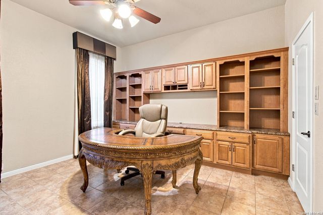 25827 Echo Terrace St, San Antonio, TX 78260