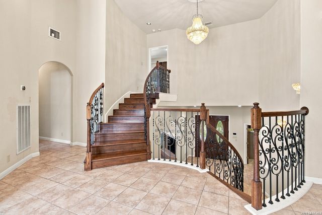 25827 Echo Terrace St, San Antonio, TX 78260