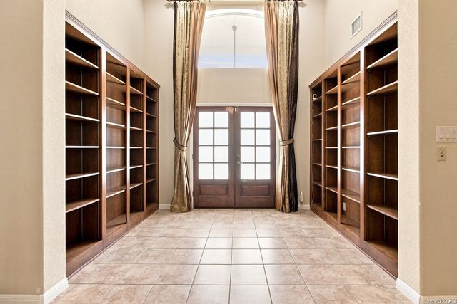 25827 Echo Terrace St, San Antonio, TX 78260