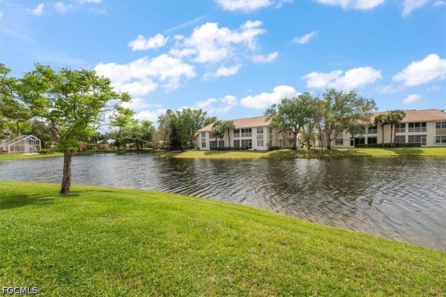 9241 Bramble CT, Fort Myers, FL 33919