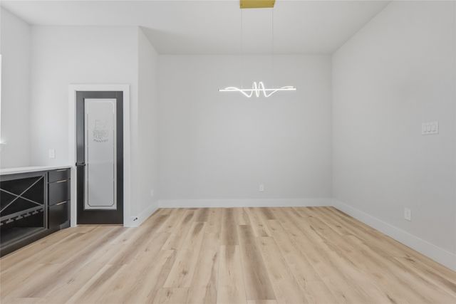 3914 Harlingen Street, Dallas, TX 75212