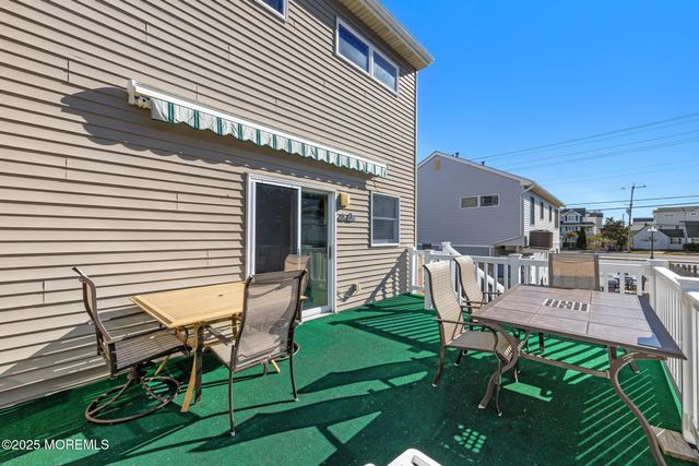 10 W Mermaid Lane, Long Beach Twp, NJ 08008