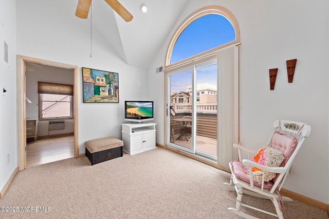 10 W Mermaid Lane, Long Beach Twp, NJ 08008