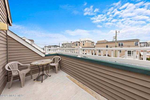 10 W Mermaid Lane, Long Beach Twp, NJ 08008