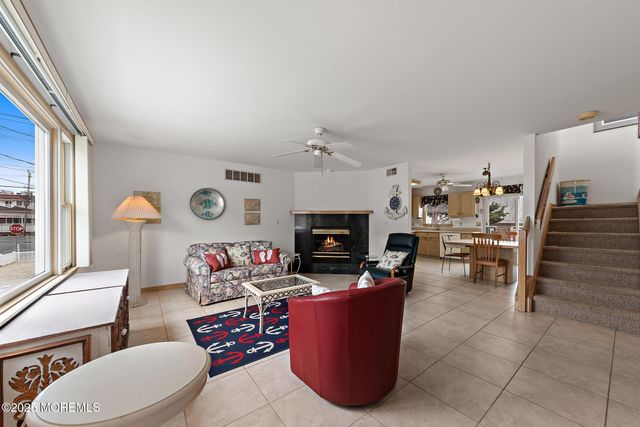 10 W Mermaid Lane, Long Beach Twp, NJ 08008