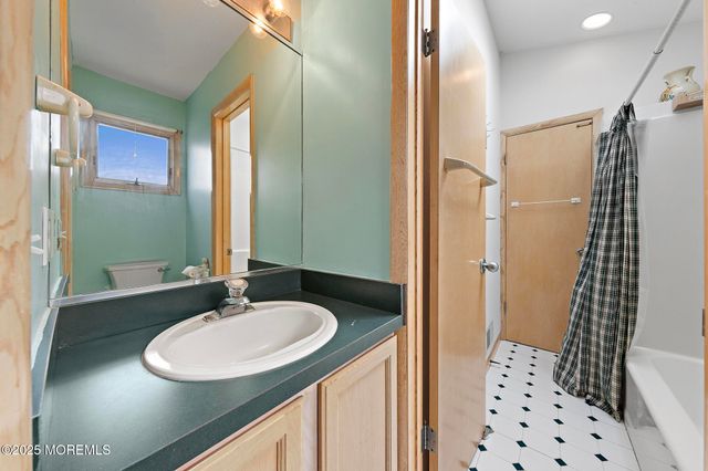 10 W Mermaid Lane, Long Beach Twp, NJ 08008