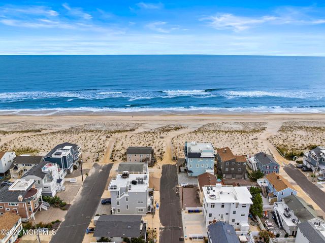 10 W Mermaid Lane, Long Beach Twp, NJ 08008