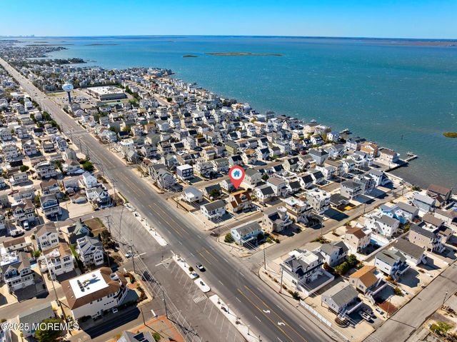 10 W Mermaid Lane, Long Beach Twp, NJ 08008